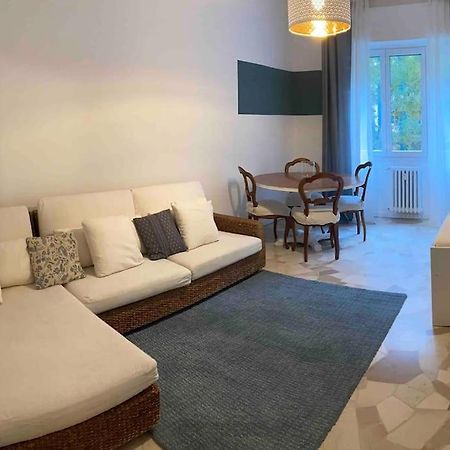 Intero Appartamento Rho Centro Exteriör bild